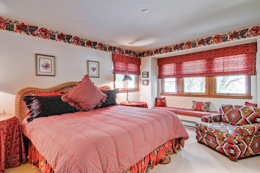 Highlands Area by East West Hospitality photo 78