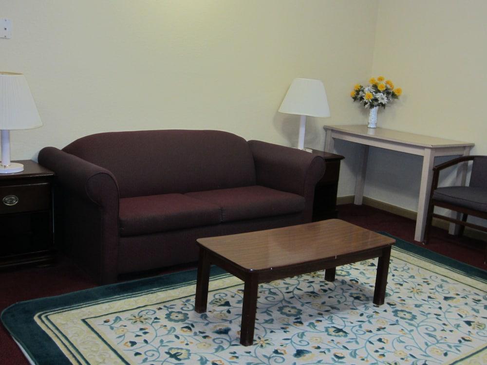 First Western Inn photo 19