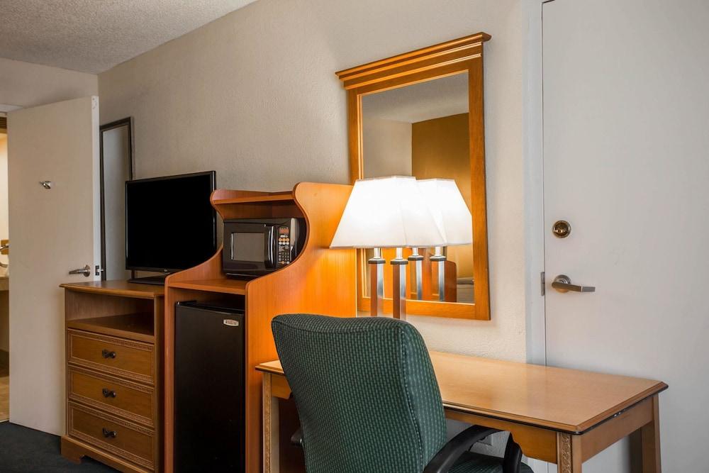 Quality Inn Aiken North photo 4