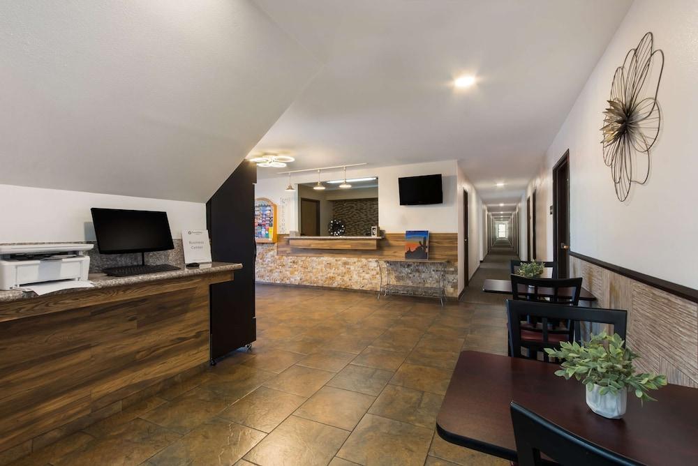 SureStay by Best Western Camp Verde photo 25