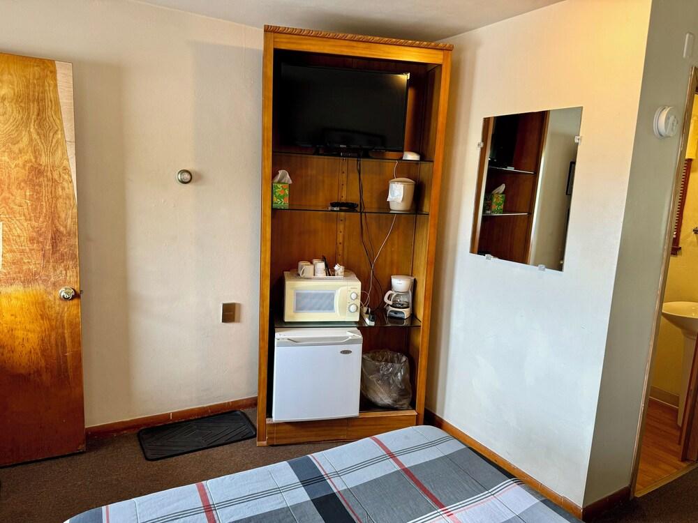 Napps Motel photo 11