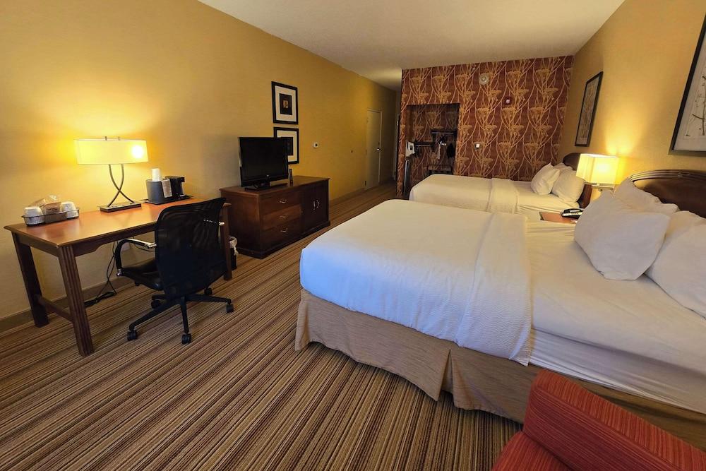 Country Inn & Suites by Radisson, Convention Center photo 89