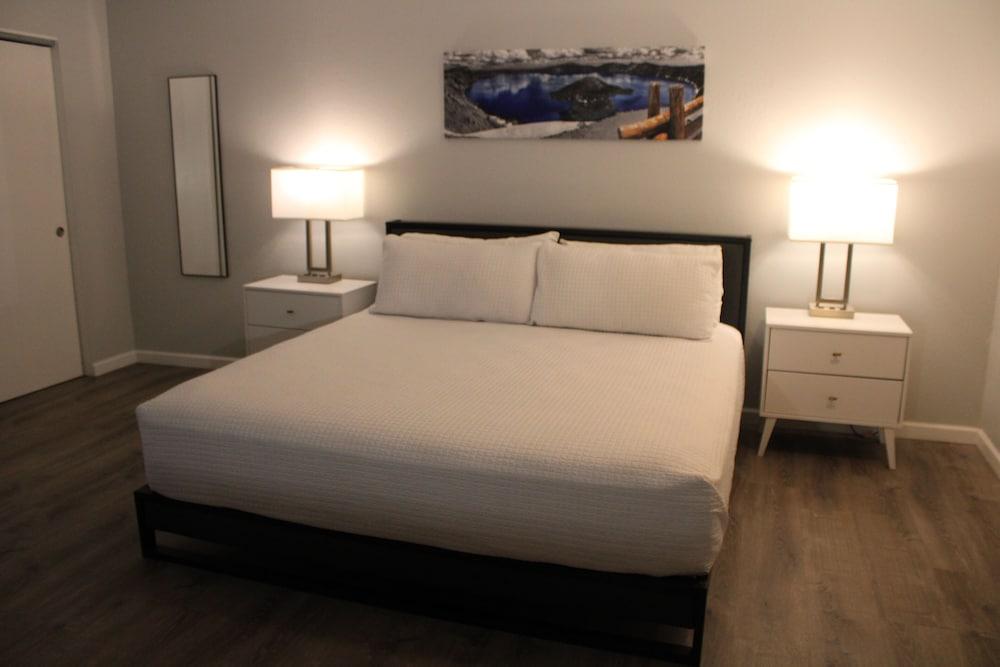 Cerulean Hotel photo 1