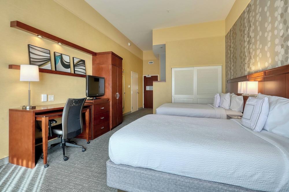 Courtyard by Marriott York photo 17
