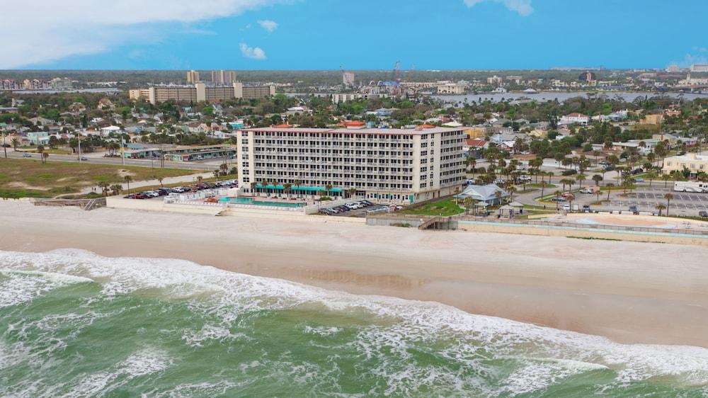 Harbour Beach Oceanfront Resort photo 18