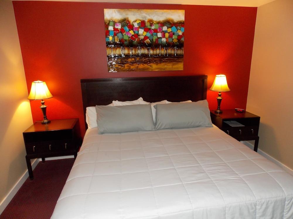 The Washburn Inn - On the Lake photo 4