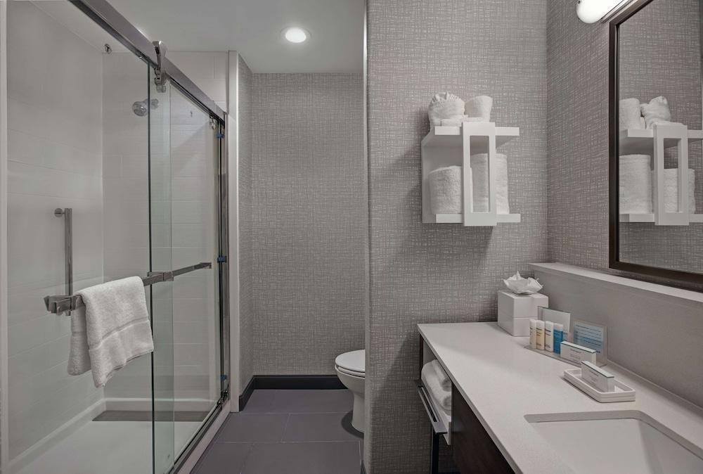 Hampton Inn Weslaco photo 18