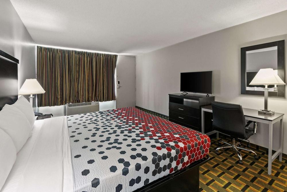 Econo Lodge Clemson - University Area photo 32