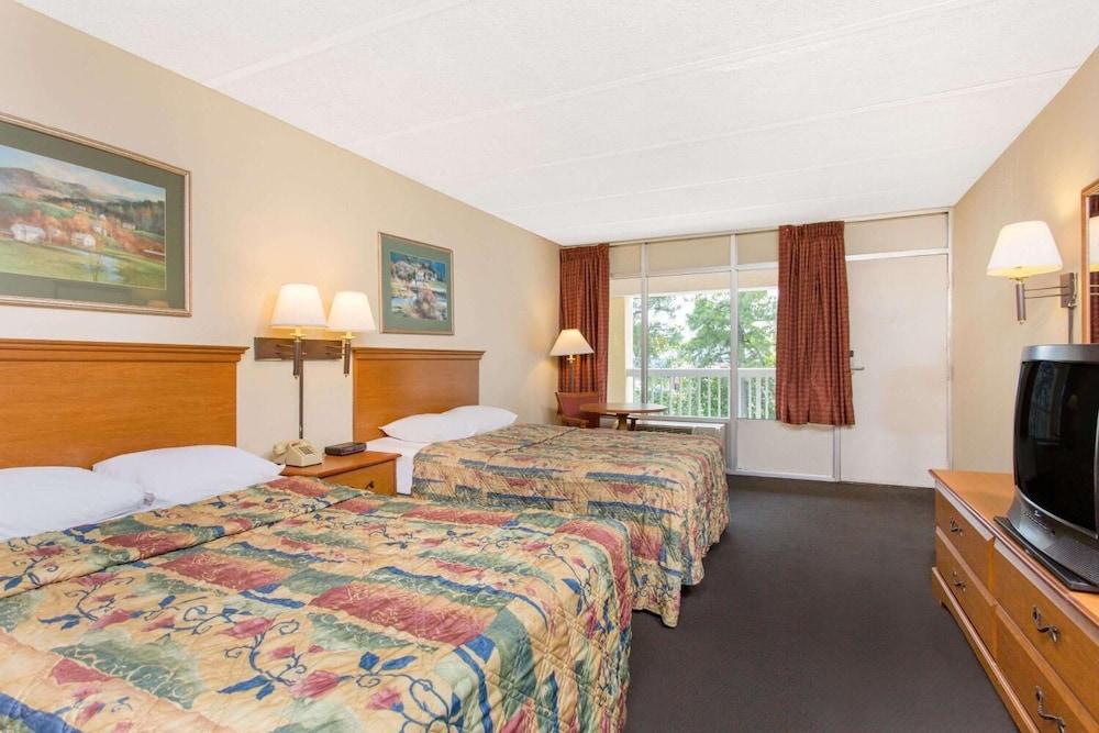 Garden Inn photo 14