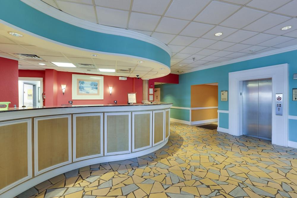 Dolphin Beach Resort photo 2