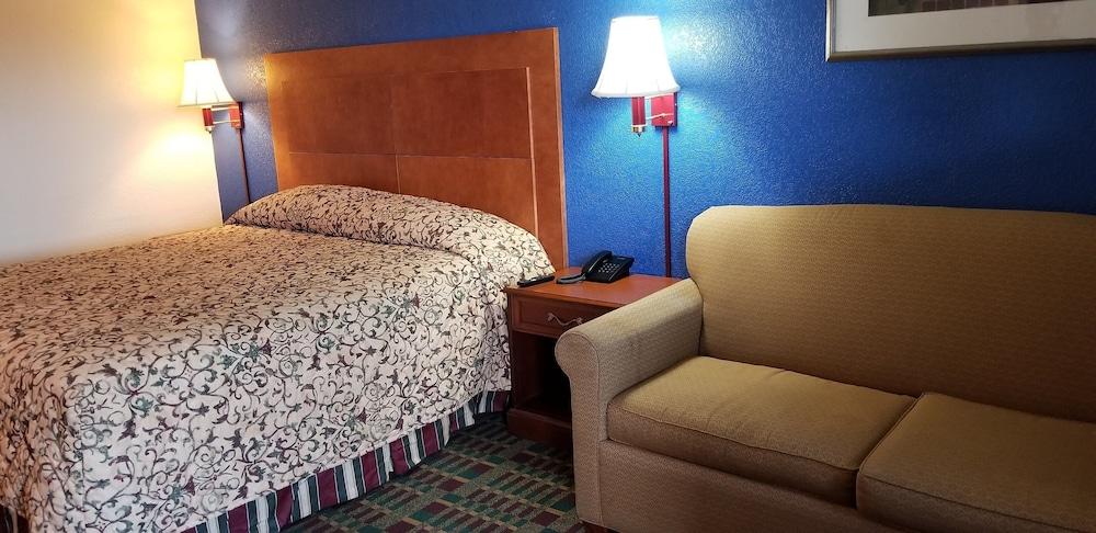 Executive Inn photo 17