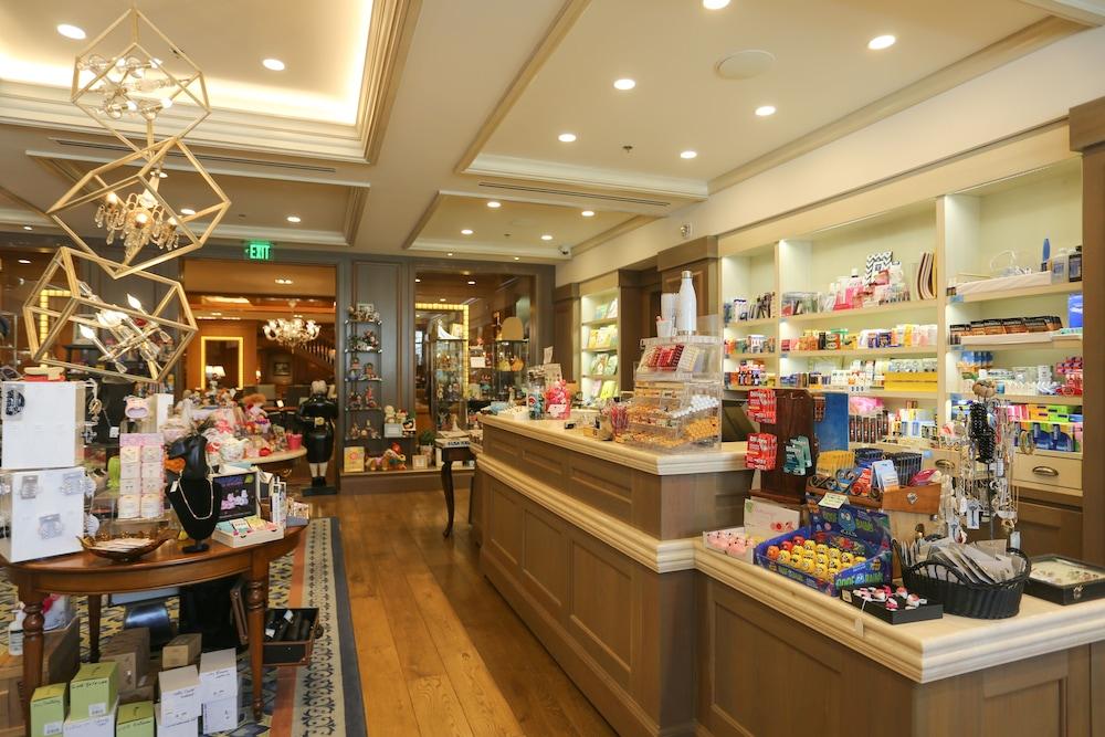 Little America Hotel photo 22