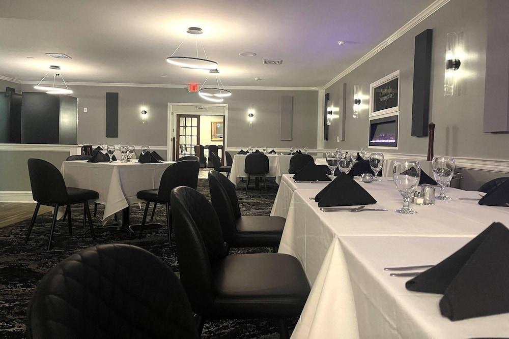 Inn on the Square, an Ascend Collection Hotel photo 32