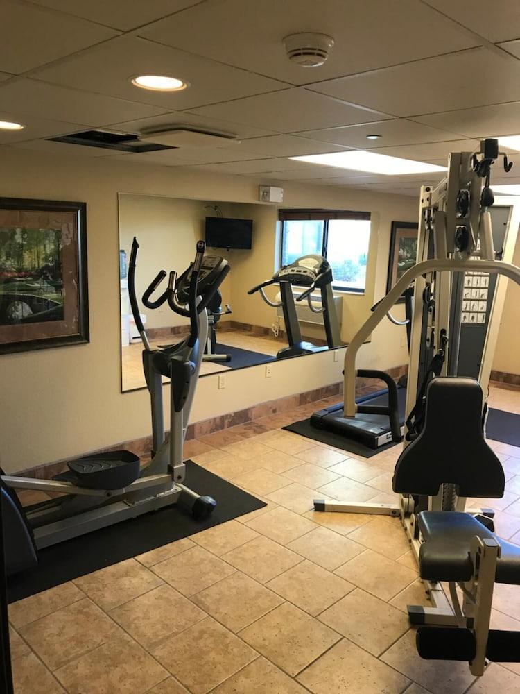 AmericInn by Wyndham Appleton North/Little Chute photo 12
