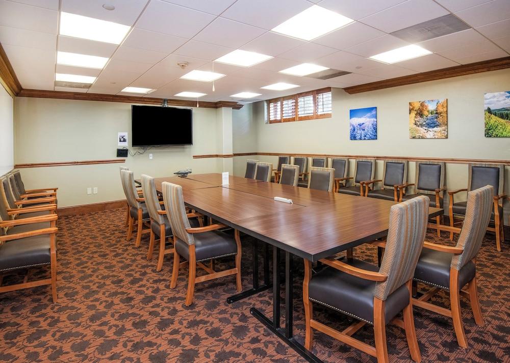 Highlands Lodge in Beaver Creek by Elevation Accommodations photo 13