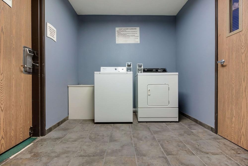 Quality Inn & Suites McCook photo 34