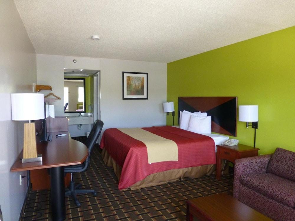 Coach Inn photo 7