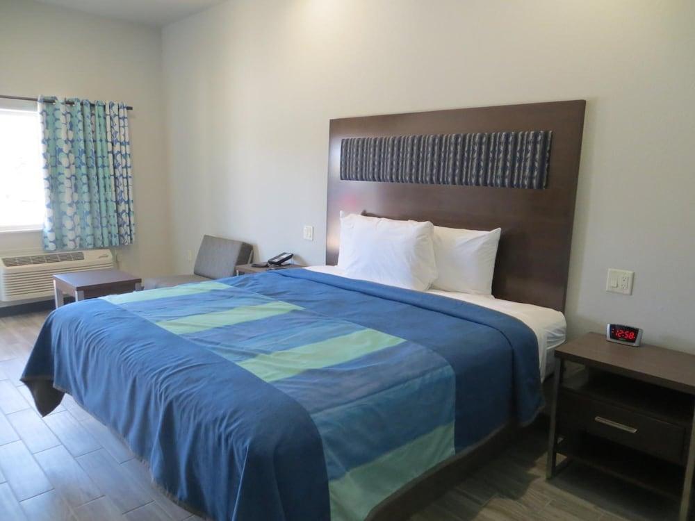 Hotel Blue - Woodlands photo 10