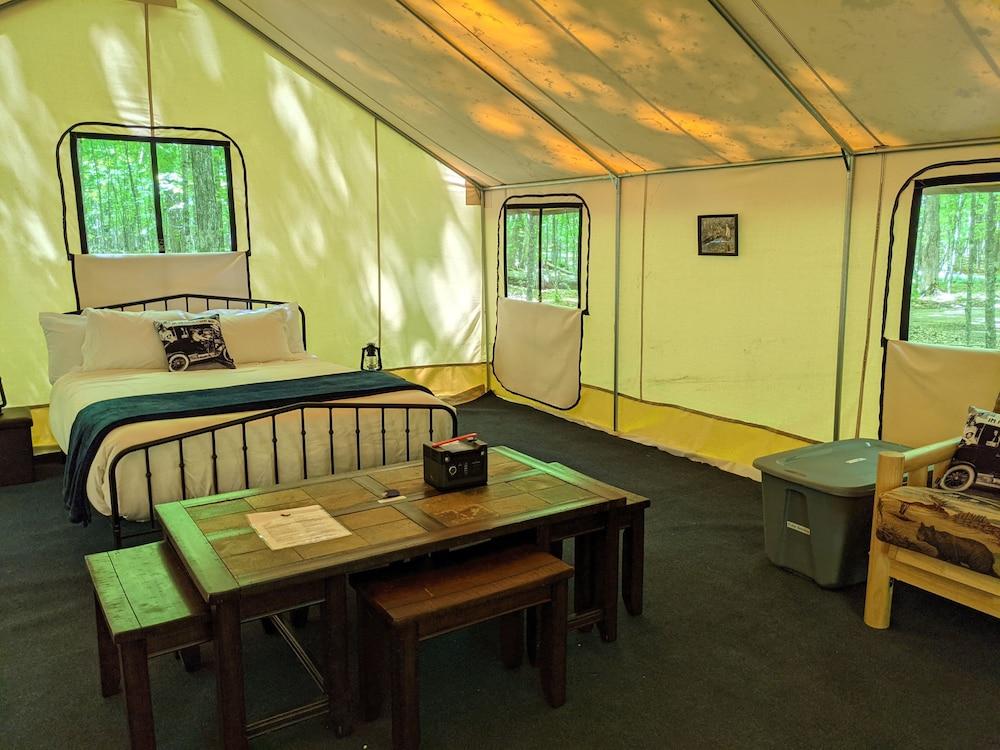 POV Lake Resort & Glamping Campground photo 41