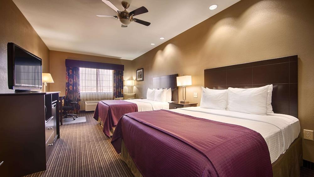 Best Western Giddings Inn & Suites photo 17