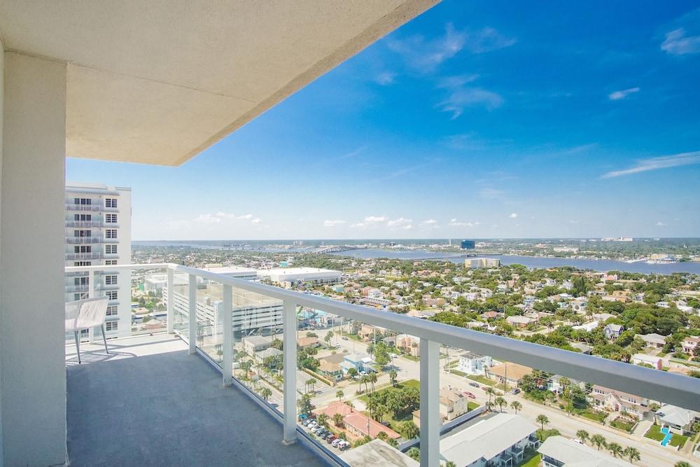 Daytona Grande Oceanfront Resort photo 51