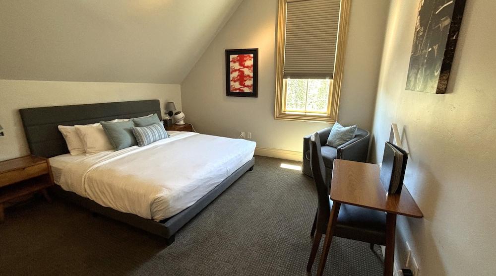 Tahoe Star Hotel photo 7