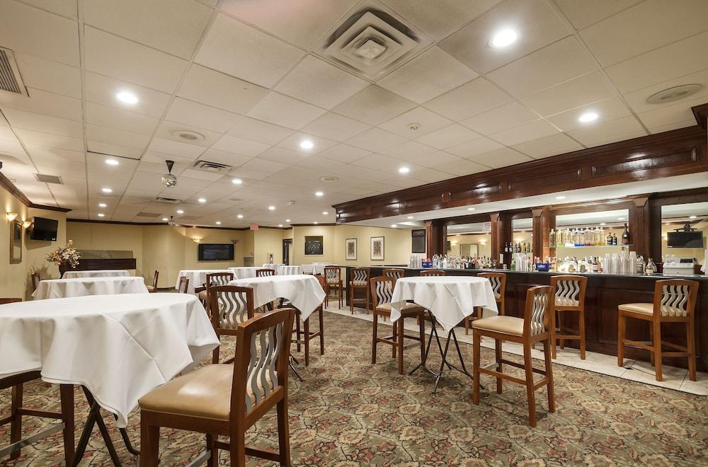 Quality Inn Windsor Mill - Baltimore photo 37