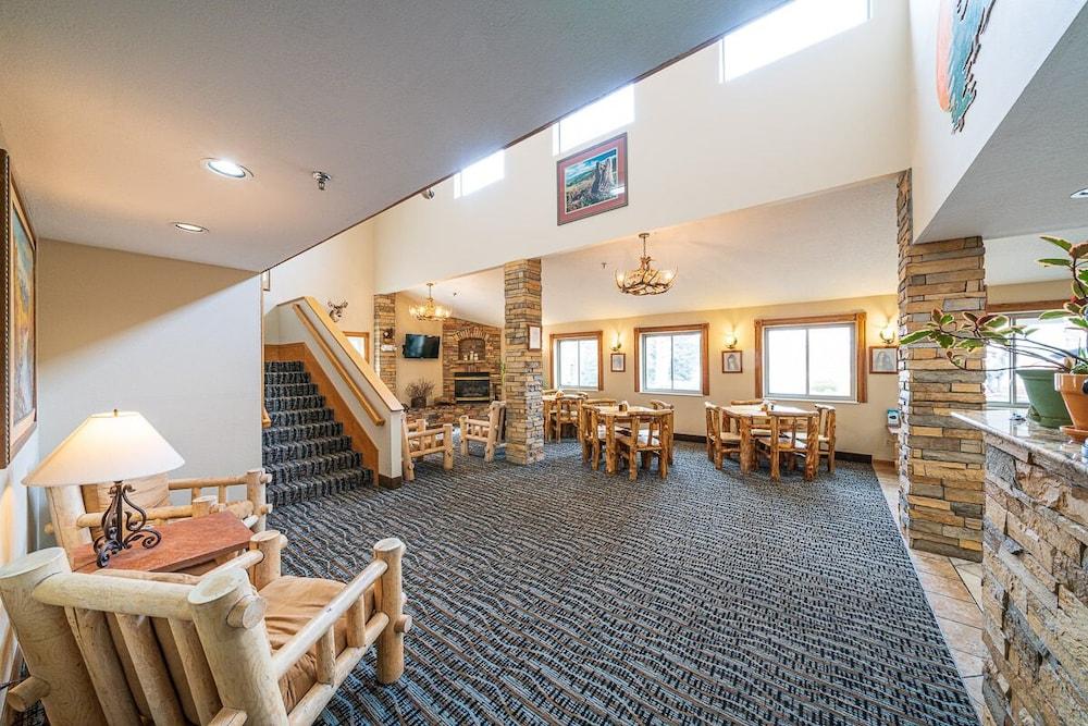 Alpine Inn & Suites photo 5