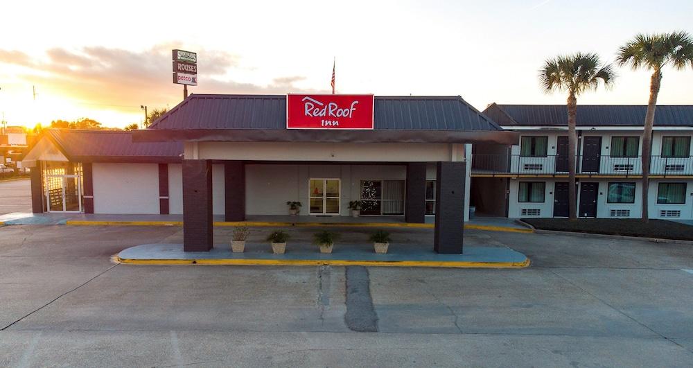Red Roof Inn Slidell photo 9