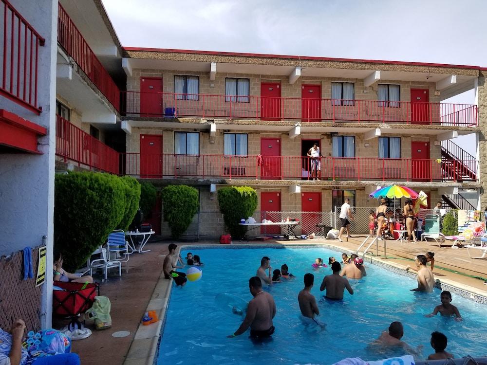 Cloud 9 Inn photo 38