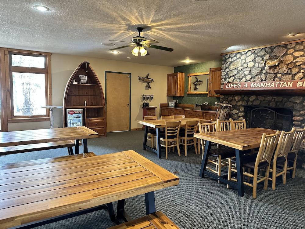 Manhattan Beach Lodge photo 26