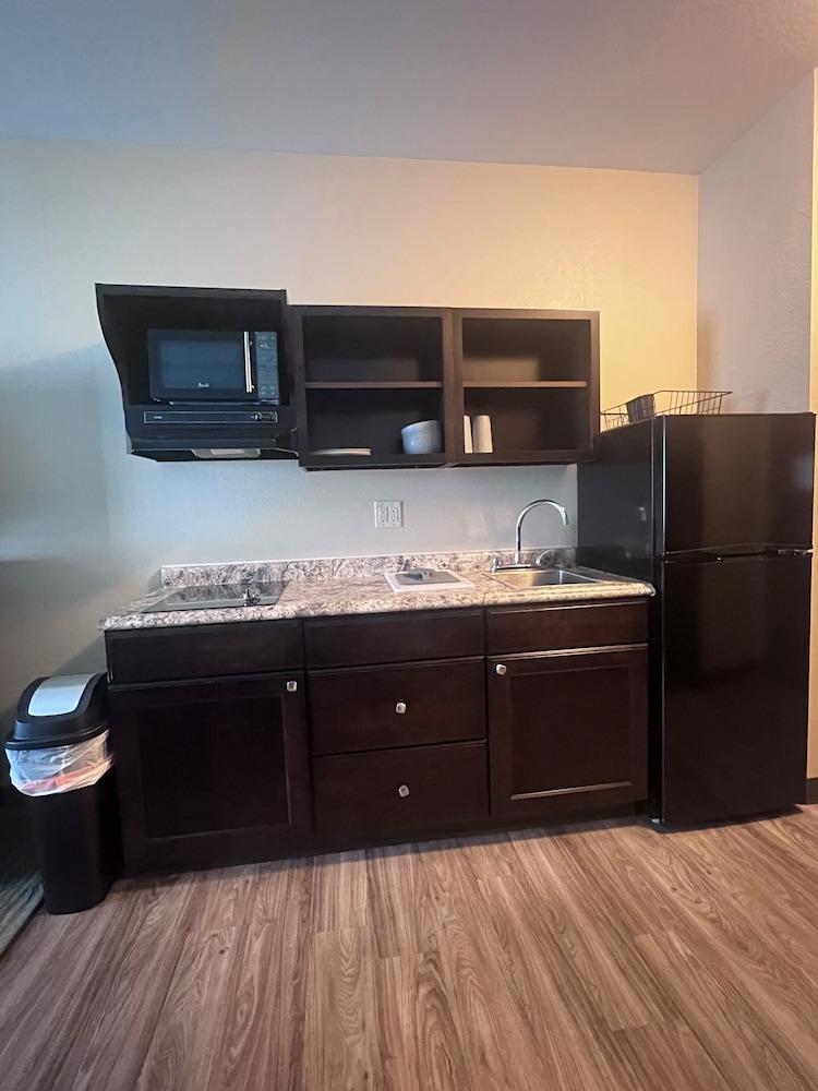 Cobblestone Inn & Suites – Fort Dodge photo 31