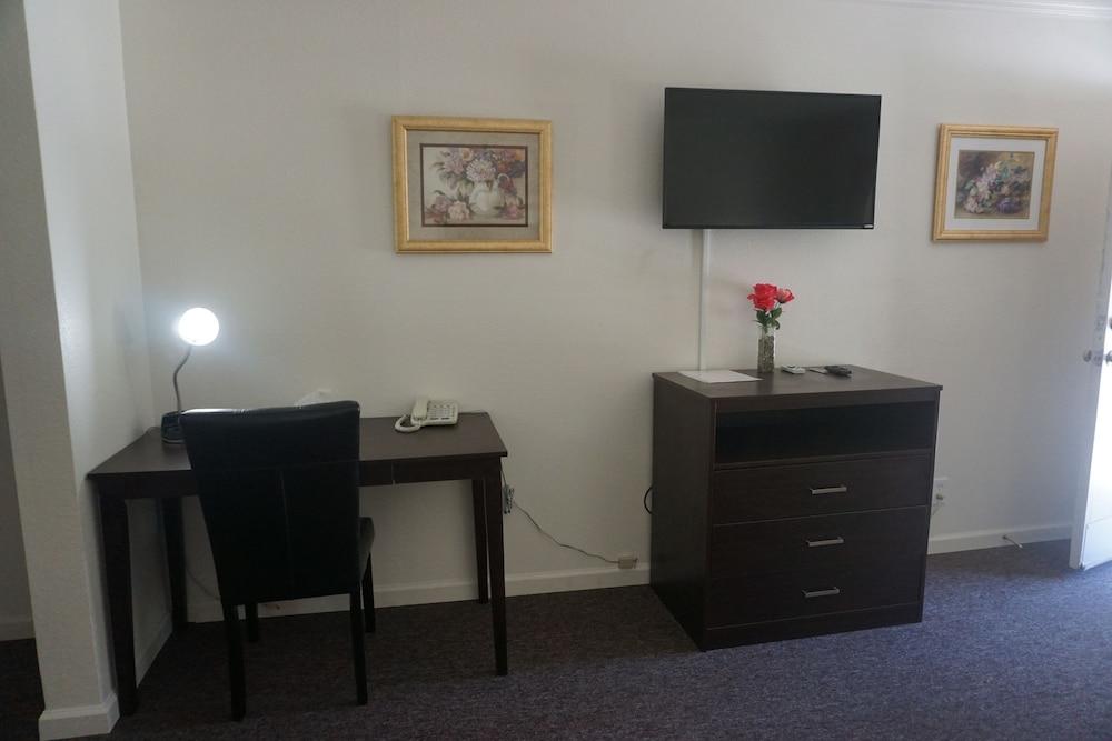 Blue Gum Motel photo 20