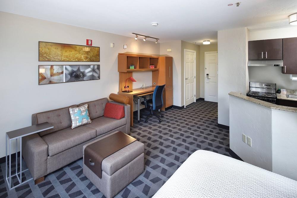 TownePlace Suites by Marriott Tucson photo 17