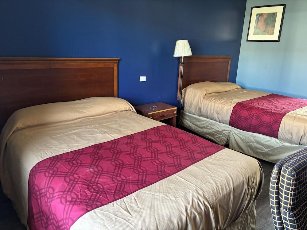 Budget Inn Express photo 6