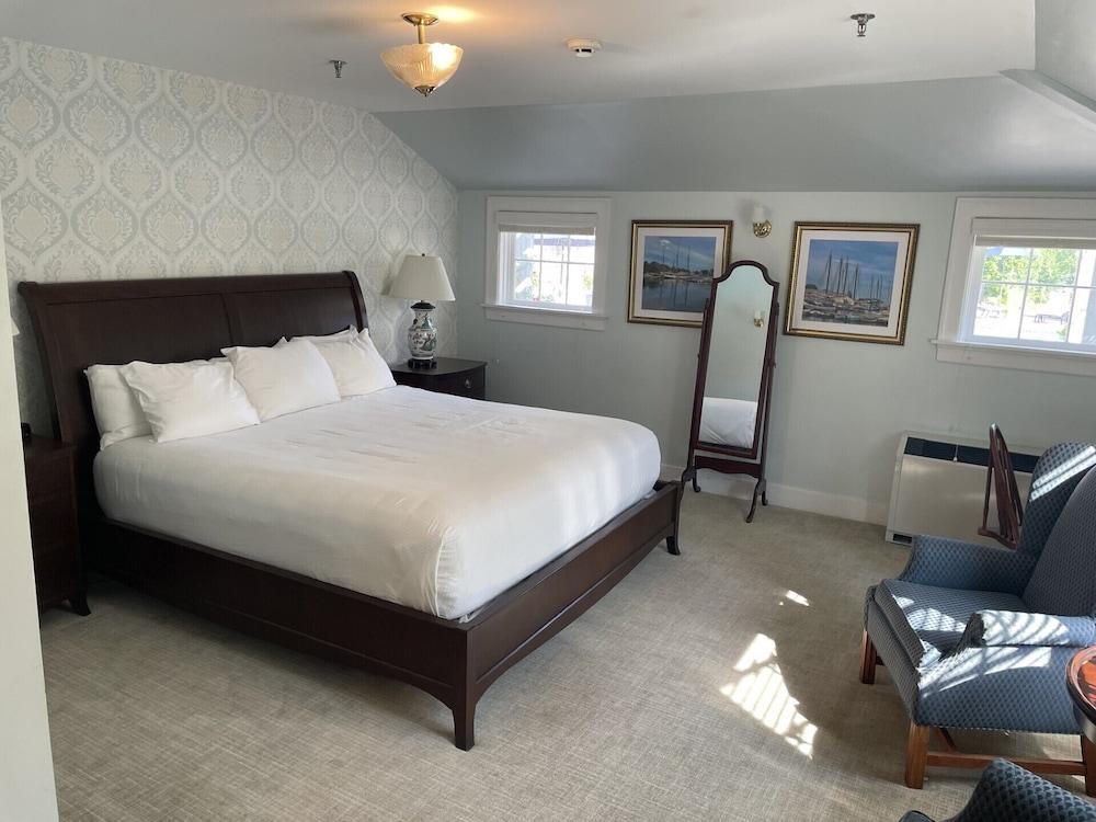 Black Point Inn photo 32