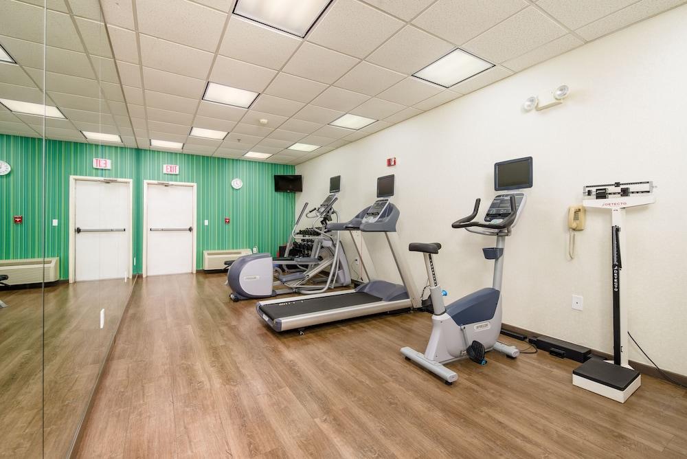 Holiday Inn Express Hotel & Suites Phoenix-Airport by IHG photo 42