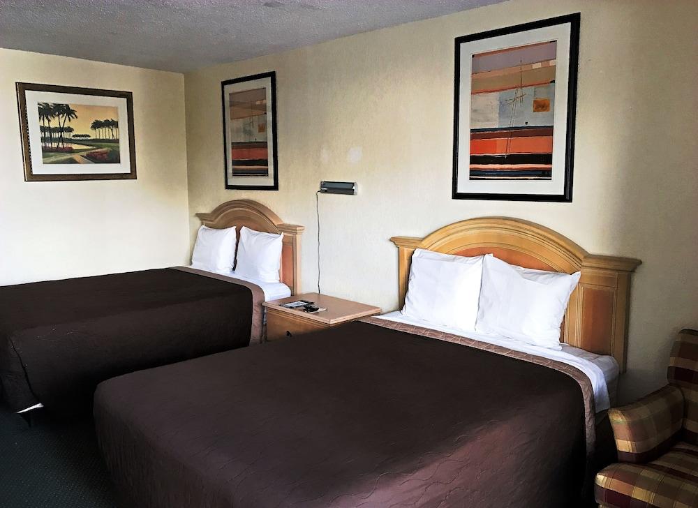 Stay Inn and Suites photo 12