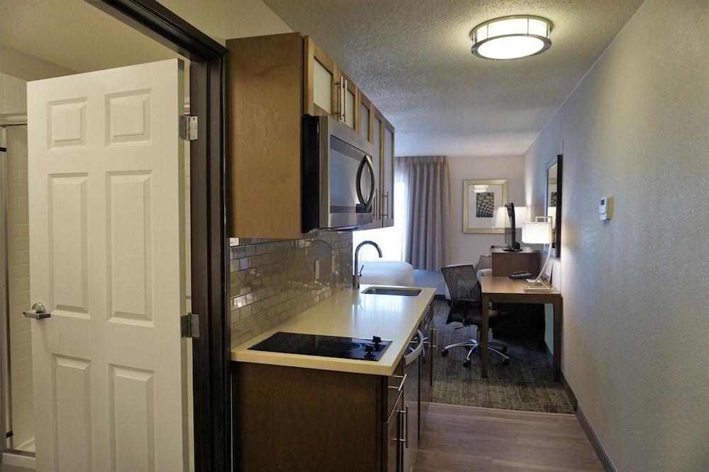 Staybridge Suites Columbia by IHG photo 26