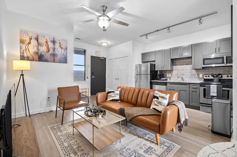 CozySuites Music Row photo 4