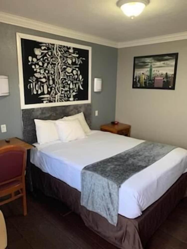 Uptown Inn photo 7