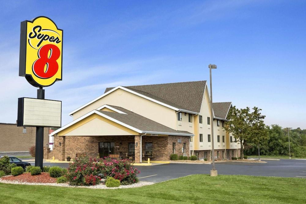 Super 8 by Wyndham Alton — hotel in Alton