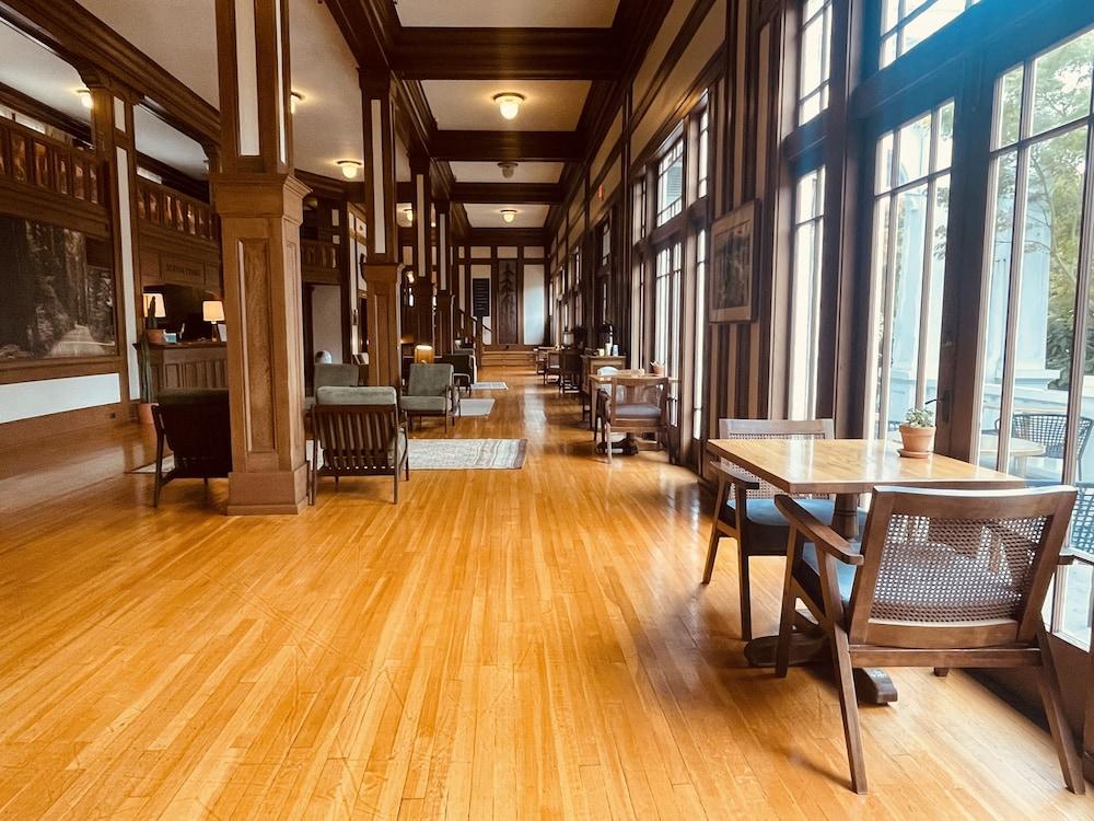 Scotia Lodge photo 34
