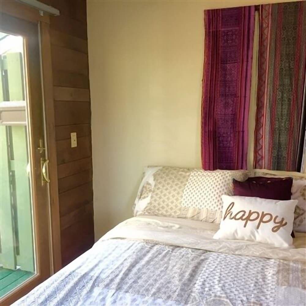 Lotus Mountain Retreat photo 27