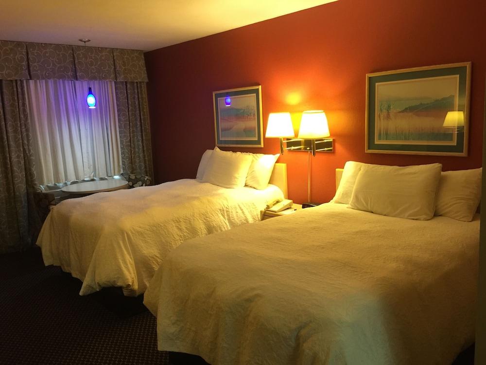 Americas Best Value Inn Garden City photo 5