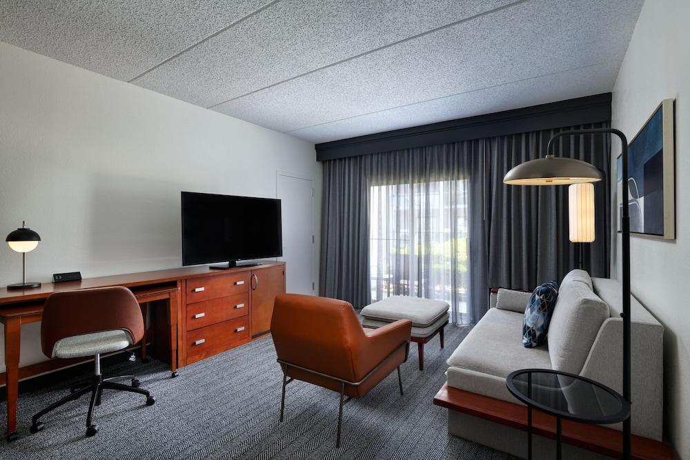Courtyard by Marriott San Antonio Downtown/Market Square photo 13