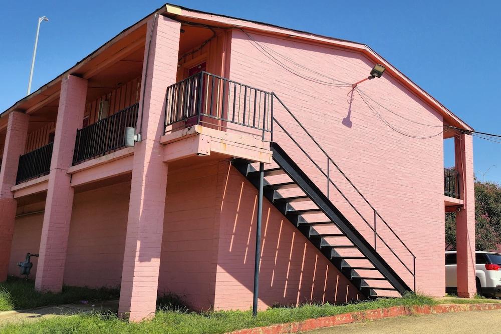 Way Side Inn by Hotel O Dallas near Fair Park Downtown photo 18
