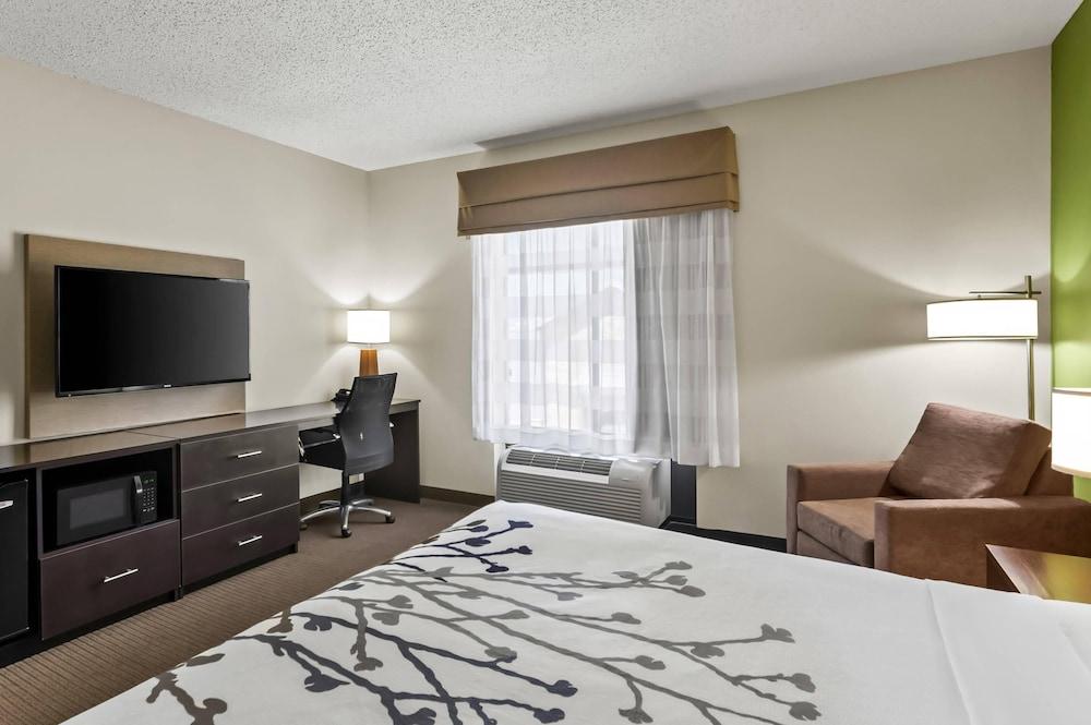 Sleep Inn & Suites Dripping Springs - Austin Area photo 46