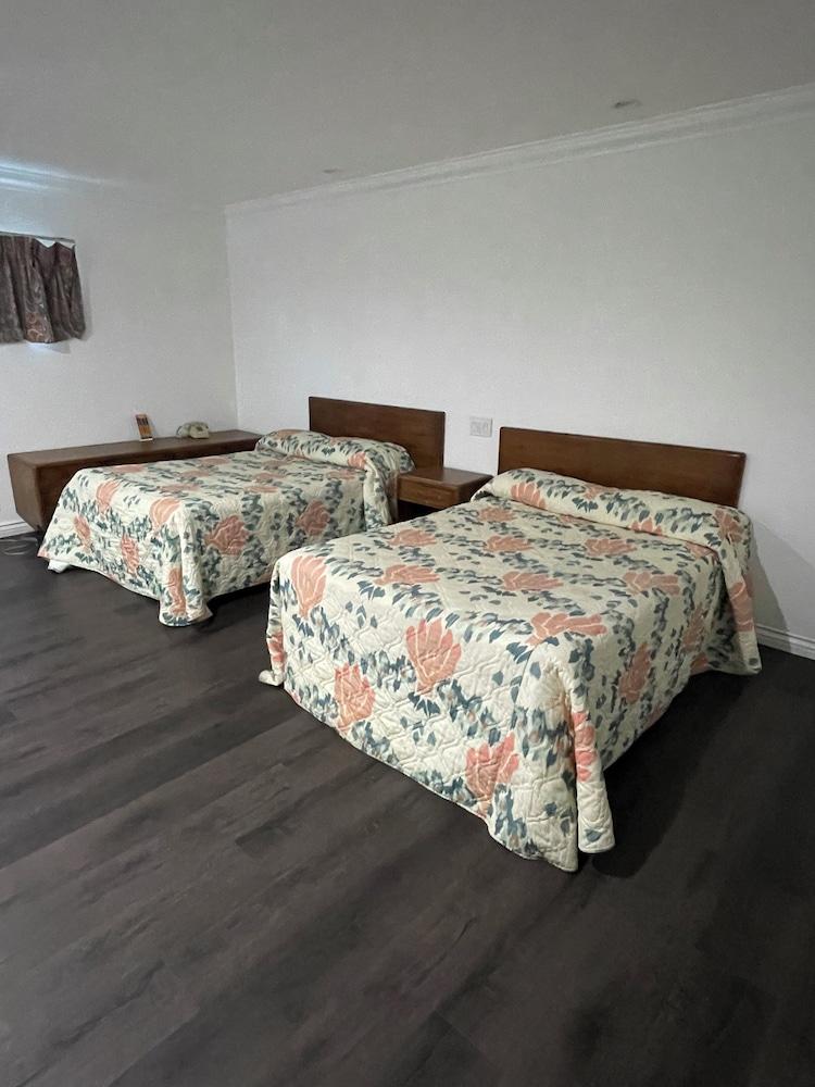 Welcome Inn & Suites photo 2