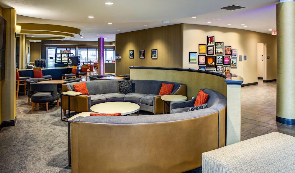 DoubleTree by Hilton West Fargo Sanford Medical Center Area photo 8